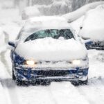 Rutsch­gefahr und Schneefall – wann Autofahrern im Winter ein Bußgeld droht
