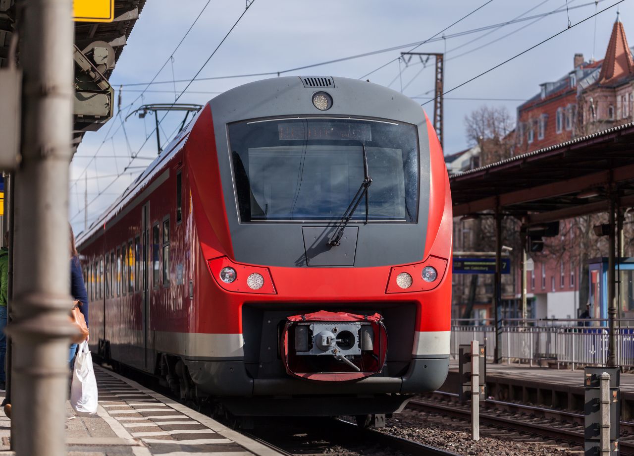 Tarifkonflikt zwischen Bahn und GDL: Last-Minute-Urteil erwartet