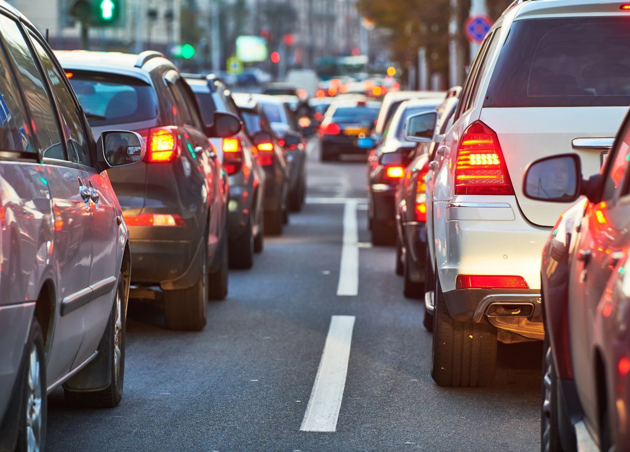 Autofahren boomt: knapp 50 Millionen Pkw auf deutschen Straßen unterwegs