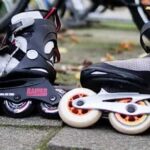 Inliner oder Skate­board im Straßenverkehr