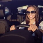 Lassen Sie sich nicht blenden: Sonnen­brillen im Auto
