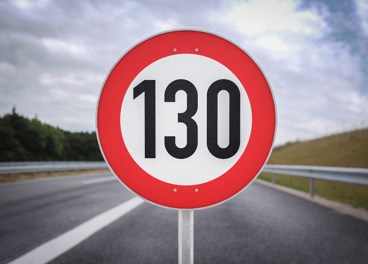 Tempolimit auf deutschen Autobahnen: Ein Ende des Streits ist nicht in Sicht - 130 km/h Geschwindigkeitsbegrenzung