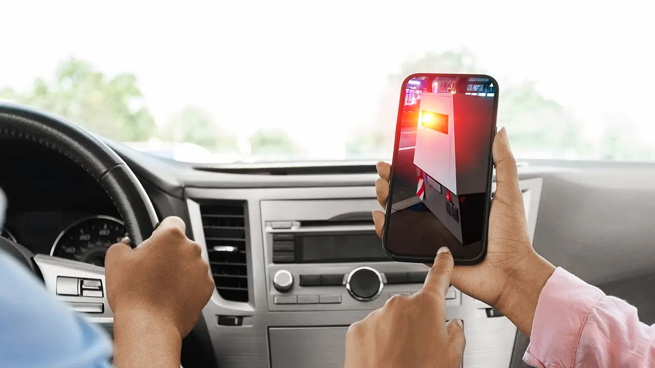 Urteil: Nutzung einer Blitzer-App auch für Beifahrer verboten