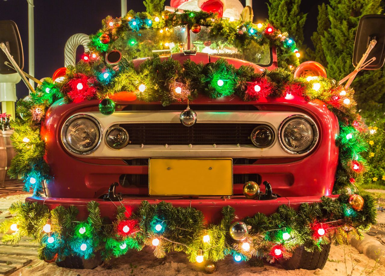 Weihnachtsdeko fürs Auto: Sicherheit geht vor